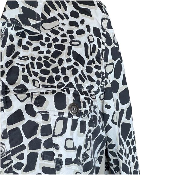 Chicos Shirt Jacket Button Front Sz 1 Lightweight Front Pockets Black Tan Beige - Picture 2 of 10